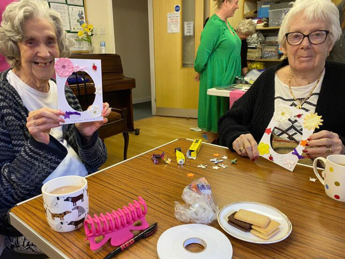 Bankfield Care Home Arts and Crafts Day